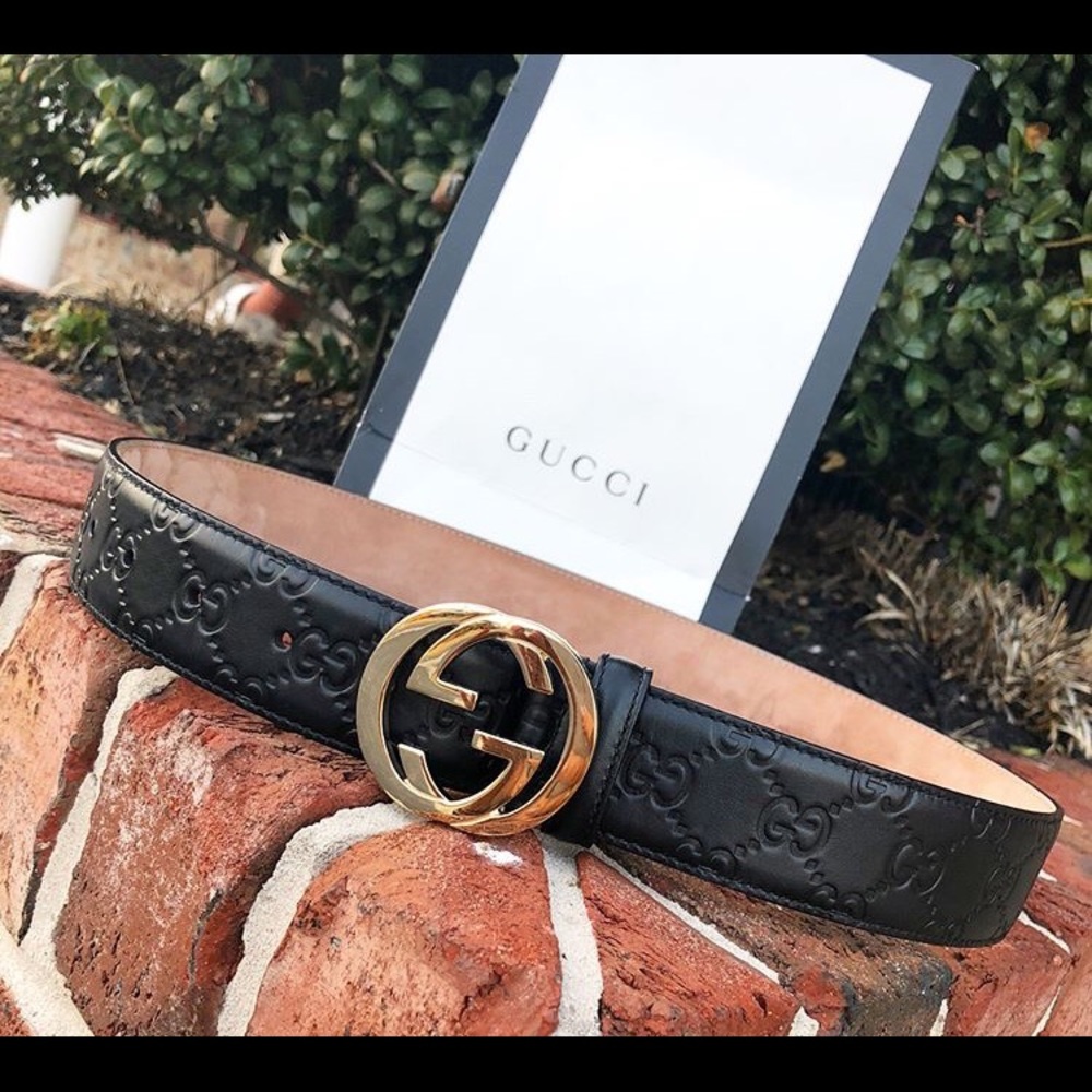 gucci belt with gold buckle